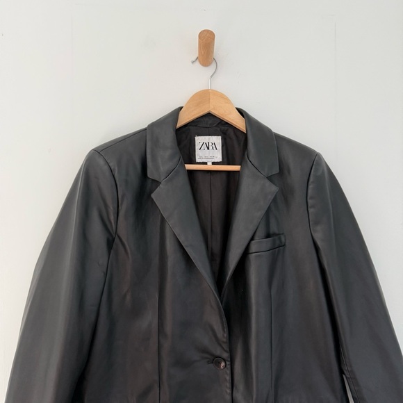Zara viral black vegan leather long blazer jacket - Large - Picture 3 of 6